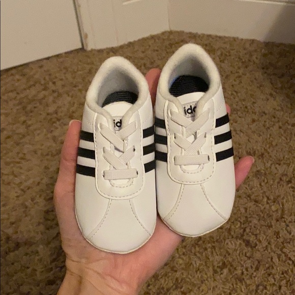 adidas baby shoe size 3k